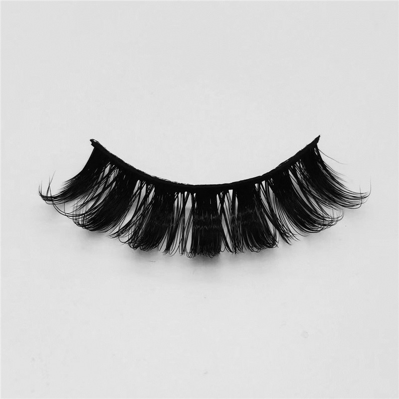 15 mm Fluffy D Curl Wispy Russian Lashes